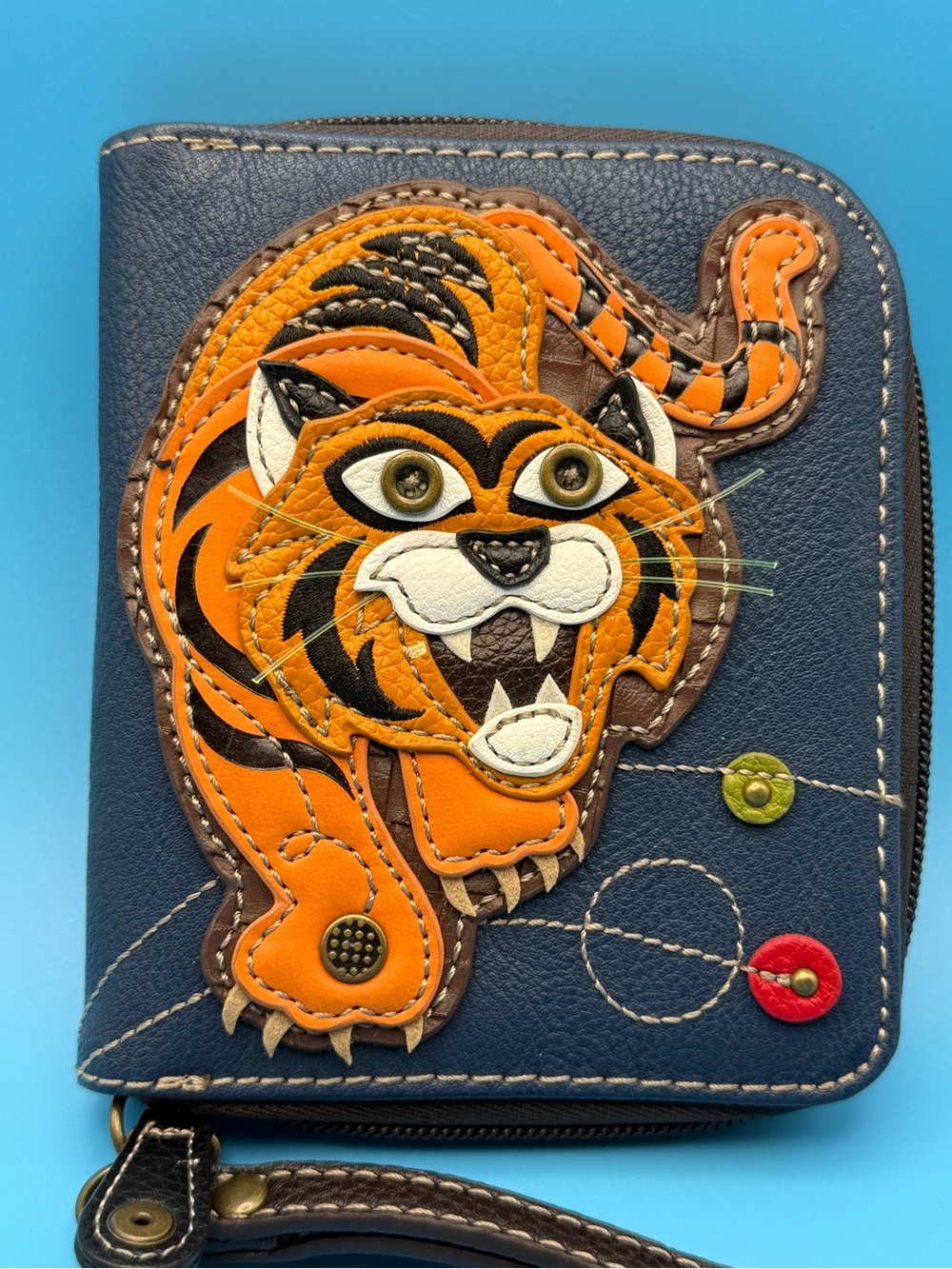 Charming Chala Fierce Tiger Purse Wallet Credit Cards Coins Wristlet
